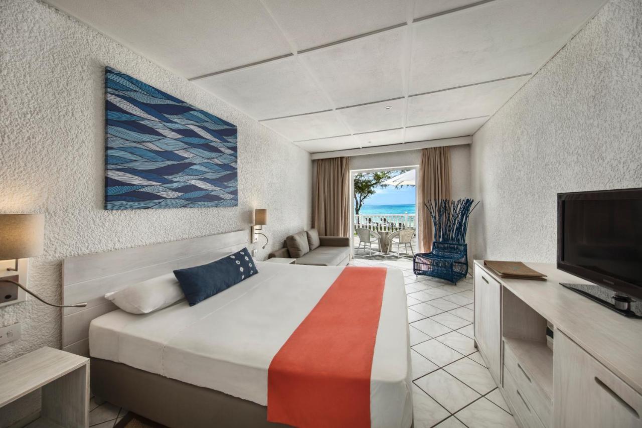 Astroea Beach Hotel (Adults Only) Блу Бей Екстериор снимка