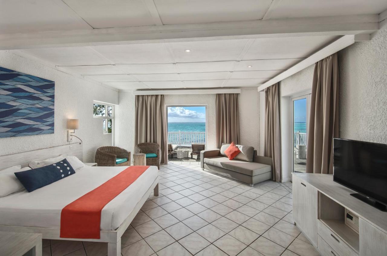 Astroea Beach Hotel (Adults Only) Блу Бей Екстериор снимка