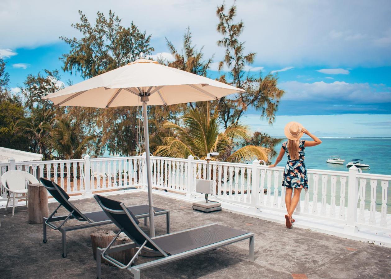 Astroea Beach Hotel (Adults Only) Блу Бей Екстериор снимка